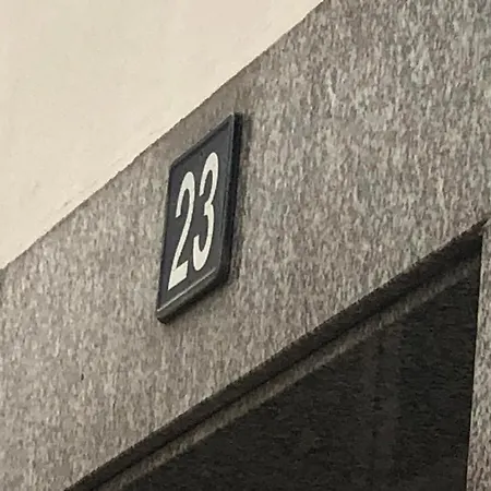 Apartamento 23 *